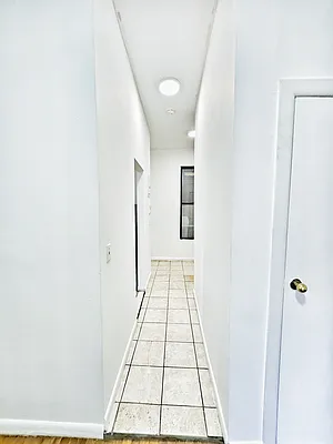 Rented by MAC Realty NY | media 7