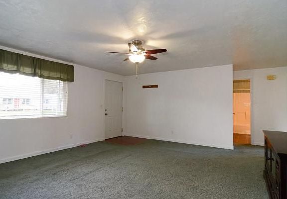 Living Room 4th View
