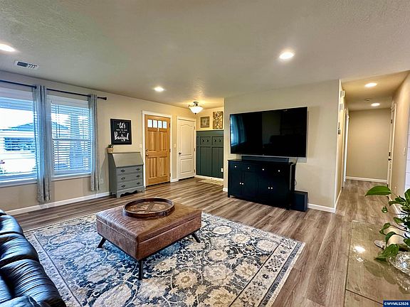 4th image of 3434 Bald Eagle Dr