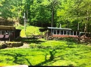 18300 Magnet Valley Rd, Cannelton, IN 47520