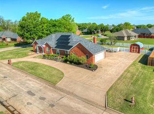 601 Pool Ln, Shawnee, OK 74801