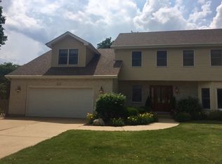 501 Ravinia Dr, Shorewood, IL 60404