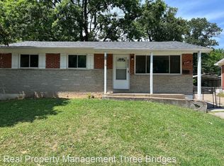 8345 Buchanan Ave, Saint Louis, MO 63114