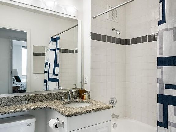 5th image of 35 Hudson St #W0906