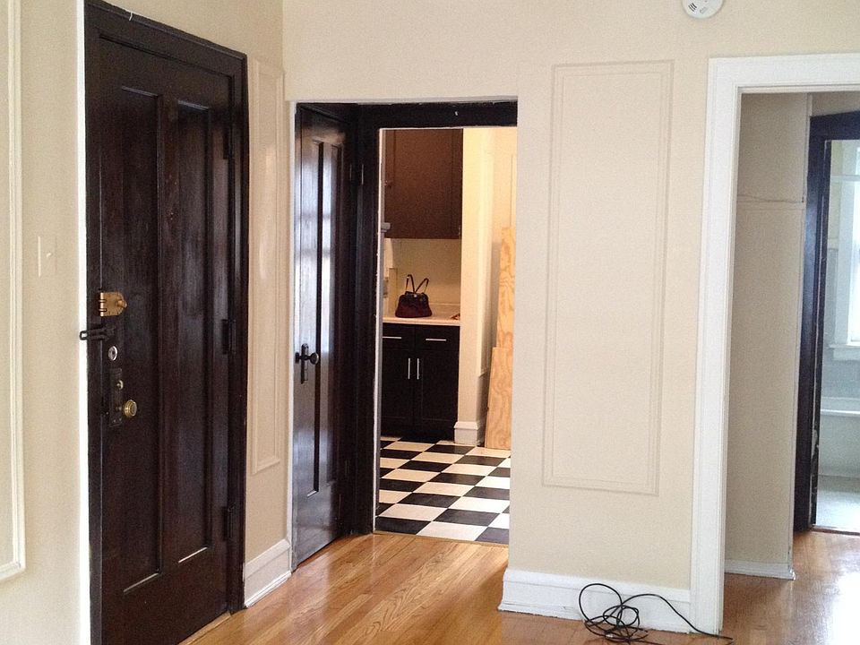 1st image of 4602 N Winchester Ave #3K