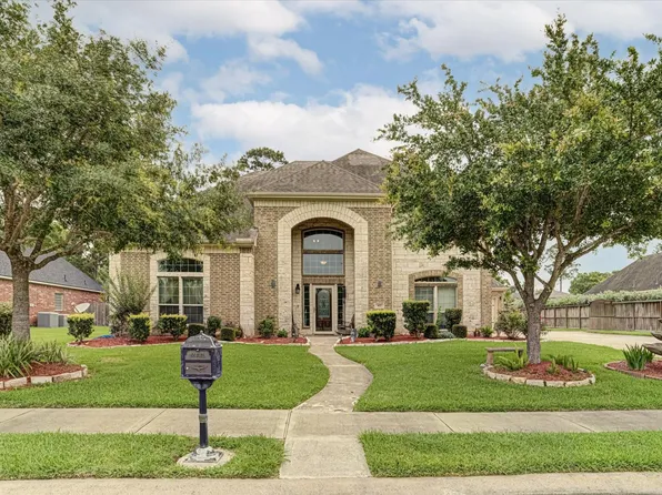 422 Old Orchard Dr, Dickinson, TX 77539