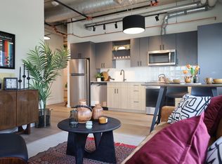 The Loft, Calgary, AB T2P 3T4
