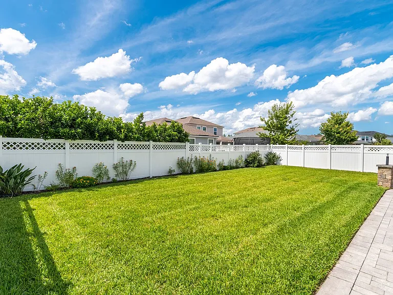 235 Silverleaf Village Dr — Photo 31