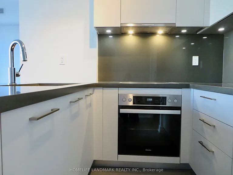 188 Cumberland St #1504 — Photo 33