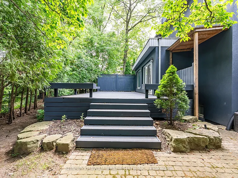 1590 Yew St — Photo 41