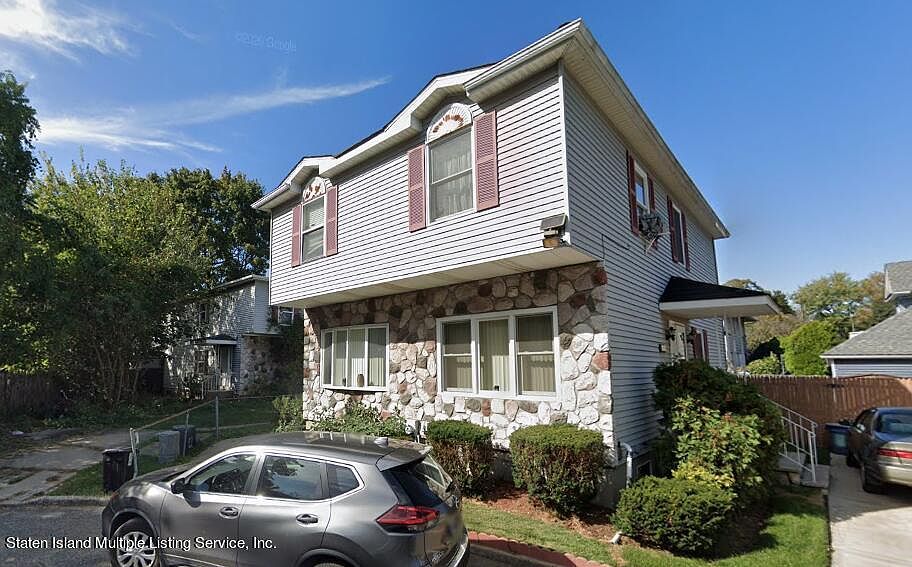 1st image of 139 Bement Ct