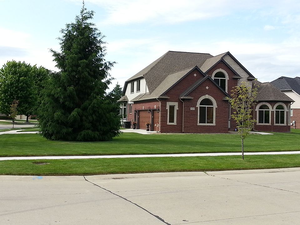 1st image of 54249 White Spruce Ln