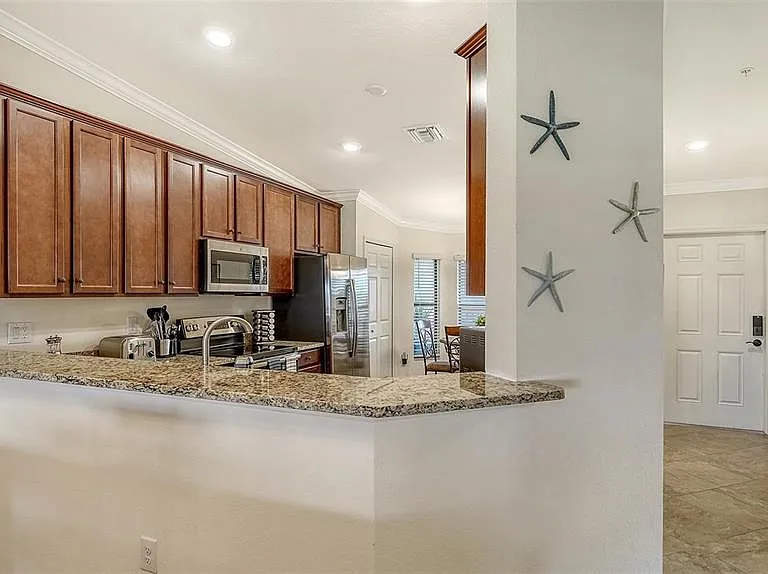 5537 Palmer Cir #201 — Photo 20