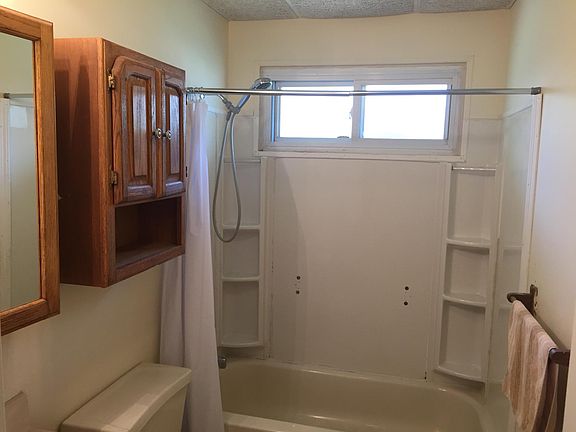 5th image of 26596 Arlington St