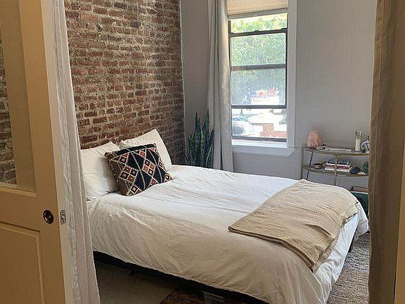 3rd image of 503 Eastern Pkwy #2