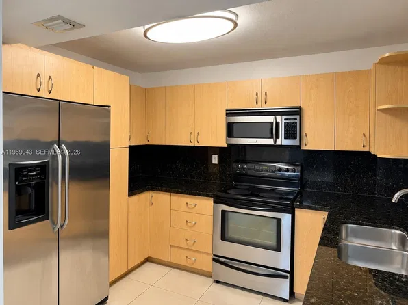 2750 NE 183rd St APT 1201, Aventura, FL 33160