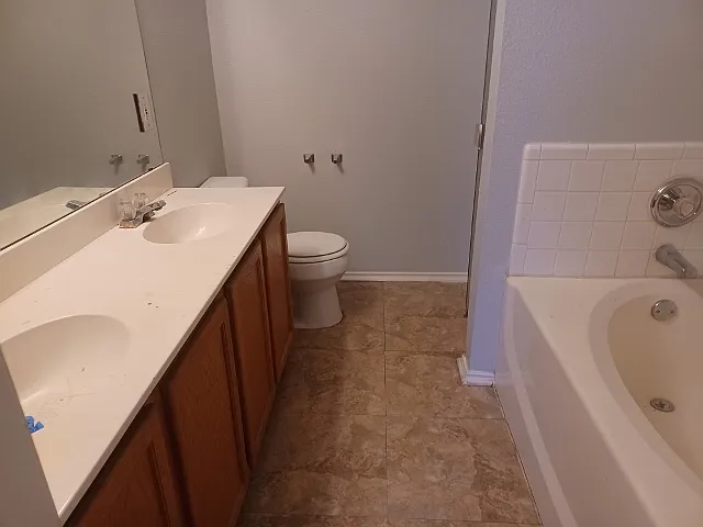1025 Bainbridge Ln — Photo 8