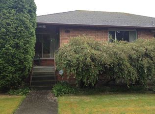 4017 NE 68th St, Seattle, WA 98115