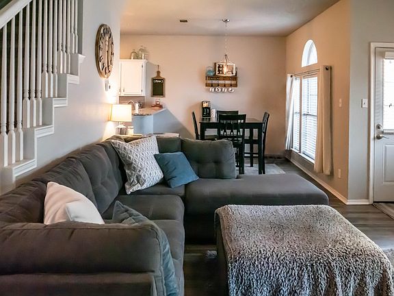 2nd image of 1801 Cactus Cir