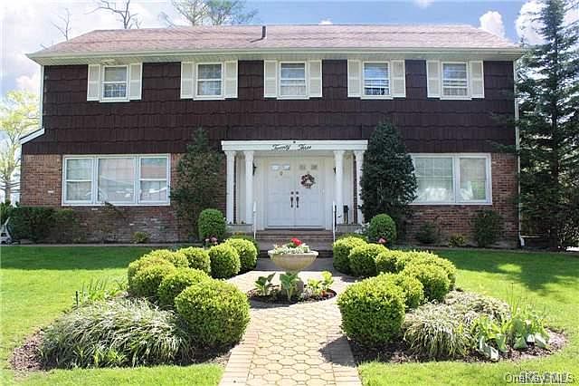 1st image of 23 Lynwood Drive