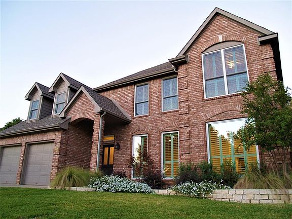 3rd image of 3008 Brush Creek Ln