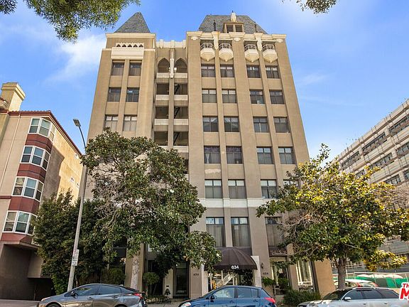 2nd image of 634 S Gramercy Pl #510