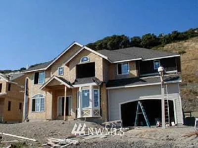 1724 Pt Woodworth R Drive NE photo 1