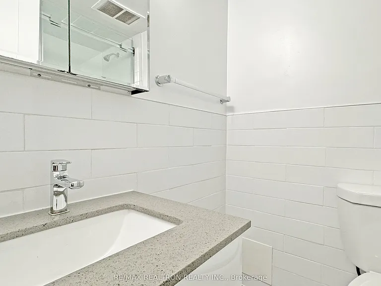 666 Spadina Ave #1712 — Photo 7