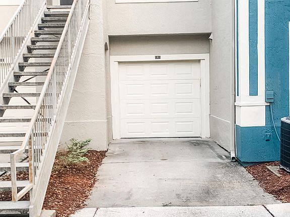 2nd image of 13700 RICHMOND PARK Drive N #108