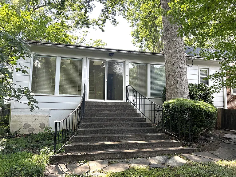 207 Kensington Rd — Photo 17