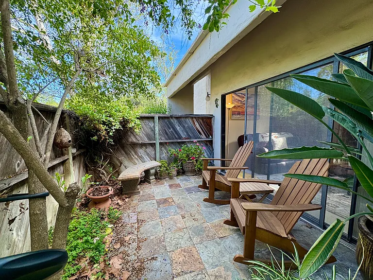 212 N Carrillo Rd #H — Photo 28