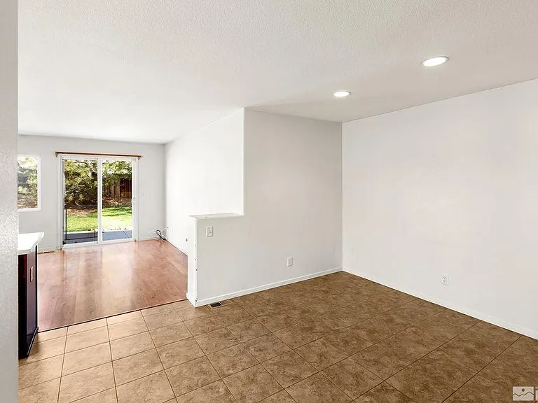4073 Royal Sage Dr — Photo 12