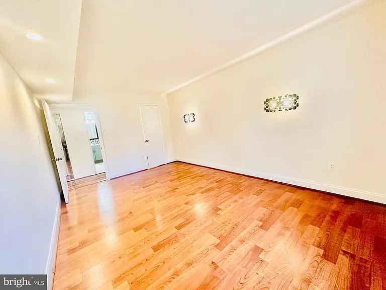 732 Quince Orchard Blvd #732-P1 — Photo 16