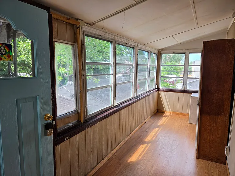 27 Passaic Ave — Photo 14