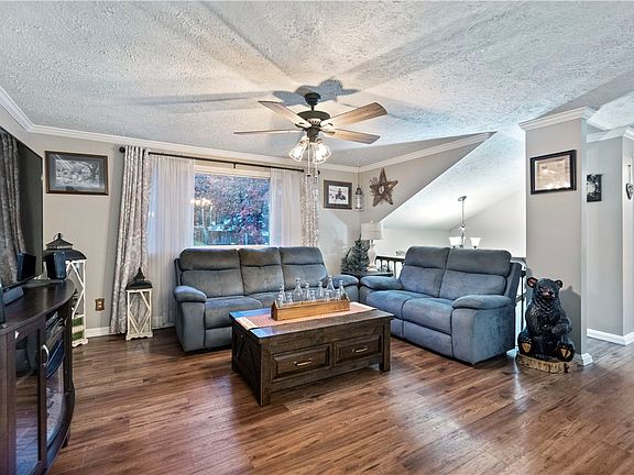 4th image of 101 Valleyview Dr