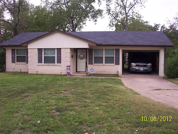 2nd image of 2415 Loyce Dr