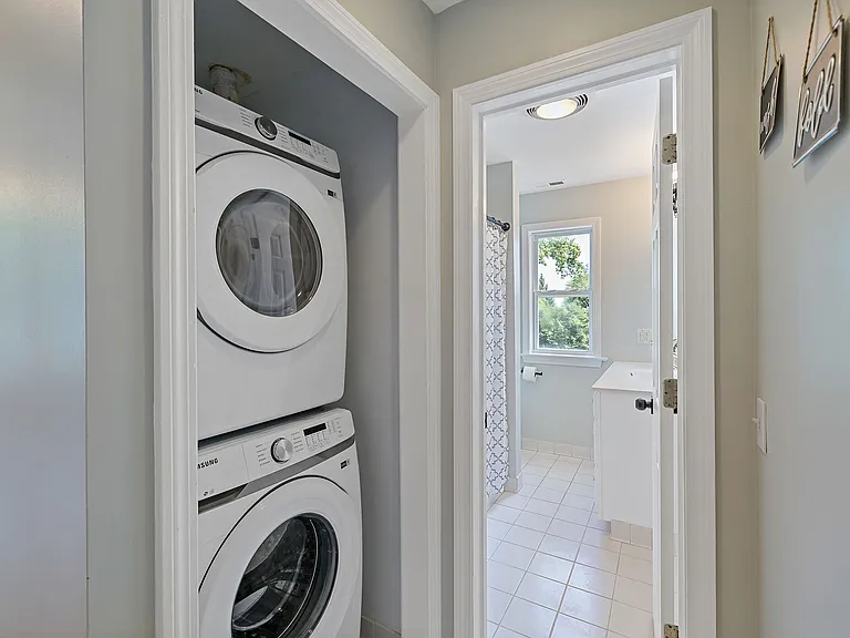 2nd floor laundry