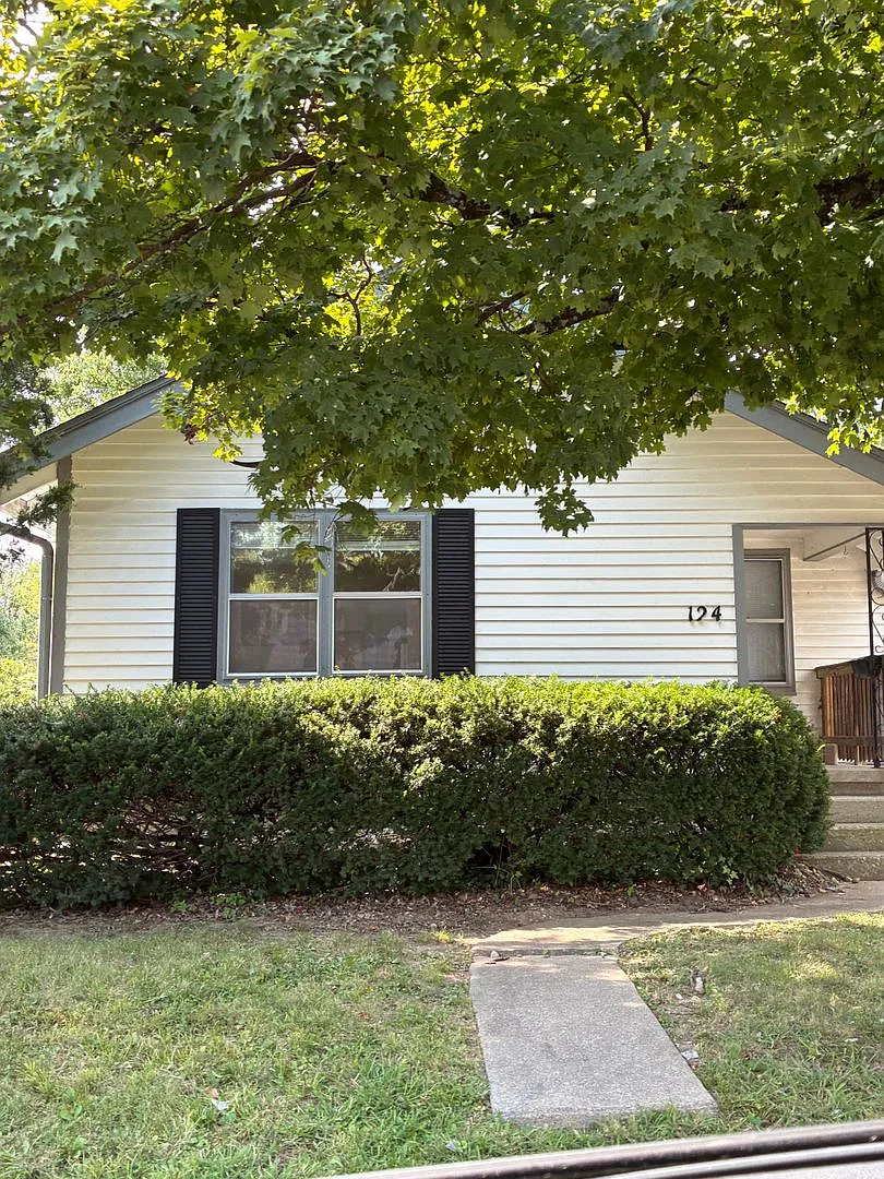 3 bedroom, 2 bath Home: Available August 2027! — Photo 1