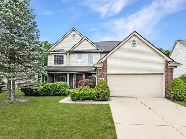 392 Sedgewood Ln, Ann Arbor, MI 48103