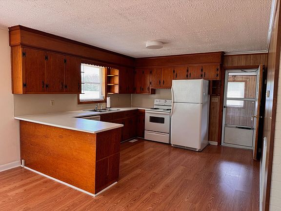 4th image of 5661 Gallimore Town Rd