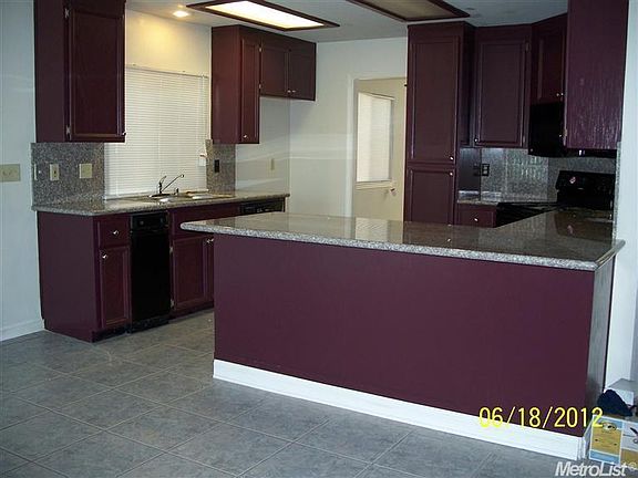 4th image of 5828 Saint Thomas Ct