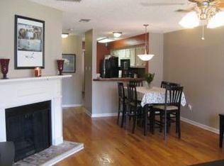 5217 Sleepy Hollow Dr, Baton Rouge, LA 70817