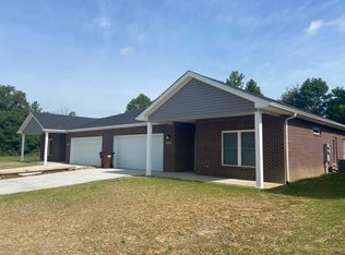 100 Keeneland Dr #104A, Elizabethtown, KY 42701