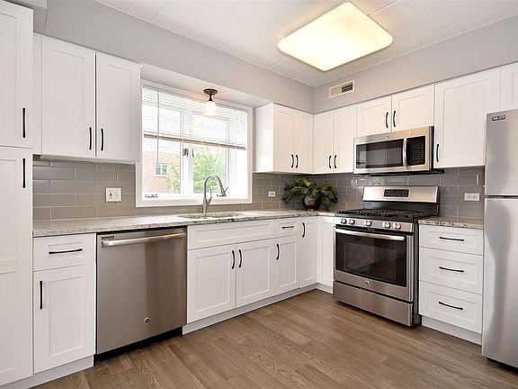 6461 W Warner Ave (22)