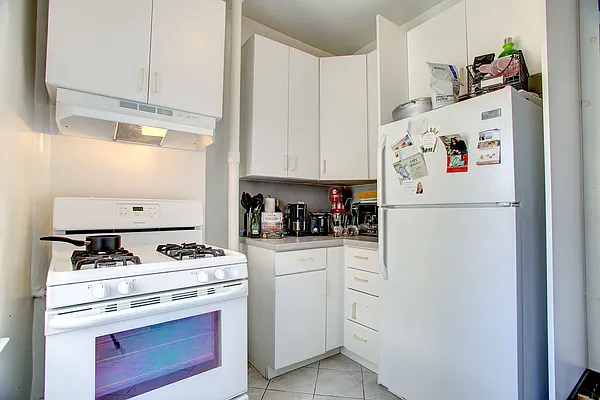 Rented by Corcoran | media 5