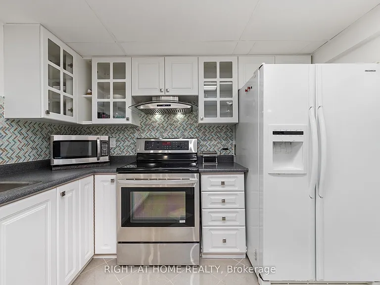 14 Sterritt Dr #BASEMENT — Photo 10