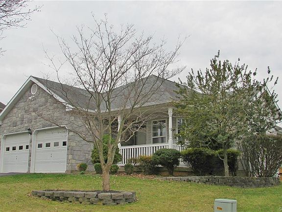 2nd image of 1805 Chardonnay Dr