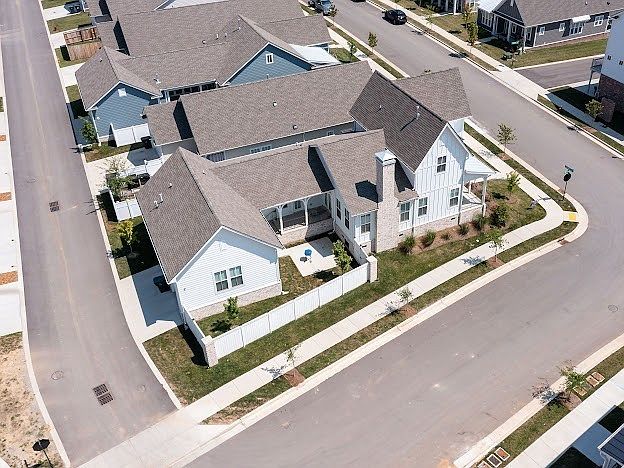 1st image of 701 Goswell Dr