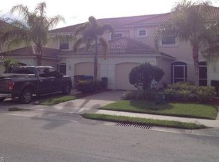 1308 Weeping Willow Ct, Cape Coral, FL 33909