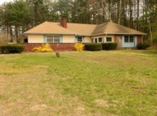 682 Mammoth Rd, Pelham, NH 03076